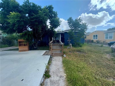 /international/us/4026-w-vanderbilt-drive-corpus-christi-tx-110101093792/