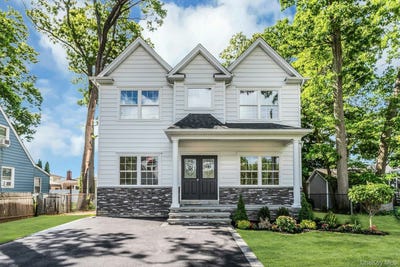 /international/us/36-michigan-avenue-massapequa-ny-110102950962/