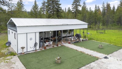 /international/us/3946-powers-rd-rd-loon-lake-wa-110101399214/