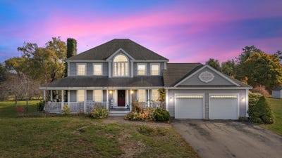 /international/us/73-clearview-drive-arundel-me-110120772146/