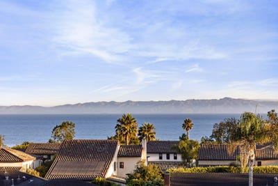 /international/us/1809-cliff-drive-unit-3-santa-barbara-ca-110100422404/