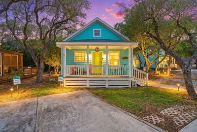 /international/us/5481-hwy-35-n-rockport-tx-110108150444/