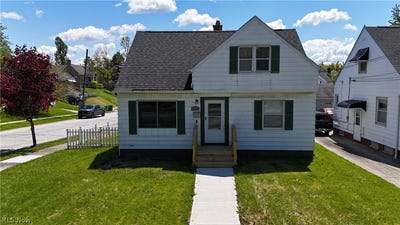 /international/us/12328-granger-road-cleveland-oh-110105018296/