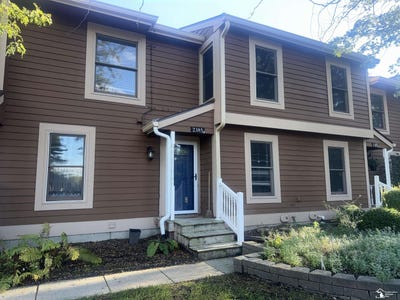 /international/us/2385-n-wild-blossom-court-circle-east-lansing-mi-110120105946/