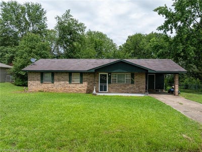 /international/us/1004-cedar-st-booneville-ar-110100349258/