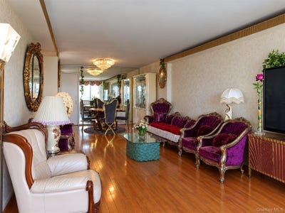 /international/us/61-20-grand-central-parkway-forest-hills-ny-110120415527/