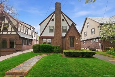 /international/us/311-carnation-avenue-floral-park-ny-110107955529/