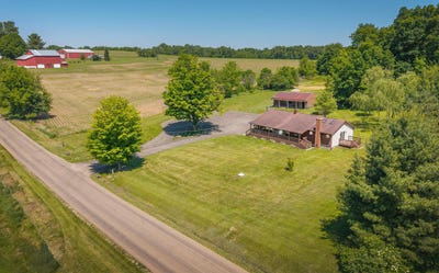 /international/us/15692-carson-road-mount-vernon-oh-110108568072/