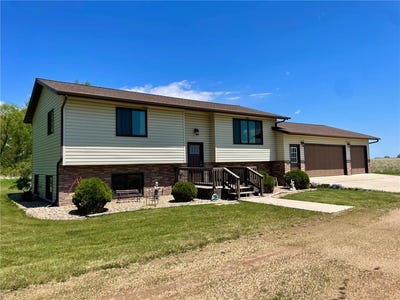 /international/us/1658-231st-street-lake-sarah-twp-mn-110108336094/