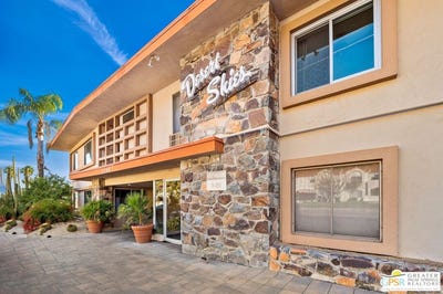 /international/us/2290-s-palm-canyon-dr-palm-springs-ca-110106623316/