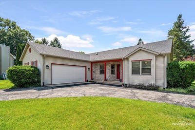 /international/us/435-n-hickory-street-waterman-il-110109024762/
