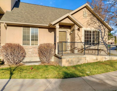 /international/us/214-w-crescent-view-ln-n-tooele-ut-110105522531/