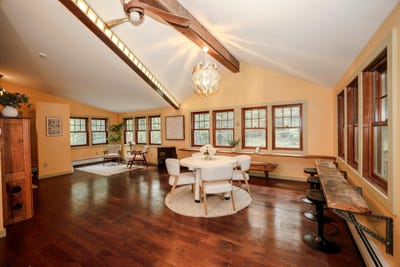 /international/us/15-ledge-road-chester-nh-110119684453/