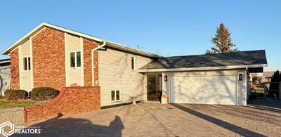 /international/us/1513-2nd-street-sw-clarion-ia-110104151284/