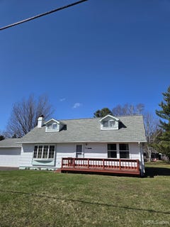 /international/us/725-parker-avenue-ontonagon-mi-110104599359/