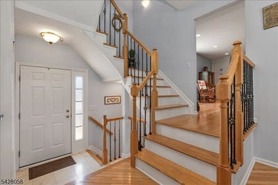 /international/us/3-whispering-way-e-berkeley-heights-twp-nj-110107822835/