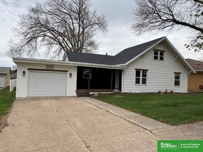 /international/us/305-s-cedar-avenue-hartington-ne-110107666764/