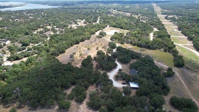 /international/us/6114-nevada-court-granbury-tx-110094304509/