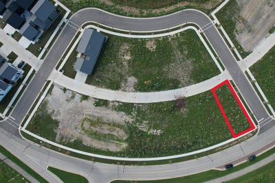 /international/us/9449-e-lake-vista-pkwy-oak-creek-wi-110100334967/