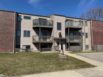 /international/us/600-a2-briarstone-drive-mason-city-ia-110106846425/