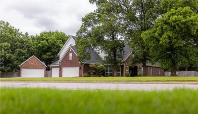 /international/us/2104-caribou-lane-elm-springs-ar-110108479311/
