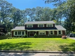 /international/us/4-cornwallis-road-east-setauket-ny-110108143376/