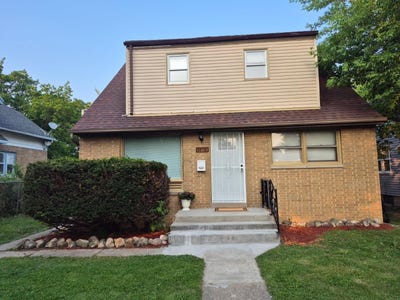 /international/us/4416-n-62nd-st-milwaukee-wi-110101170216/