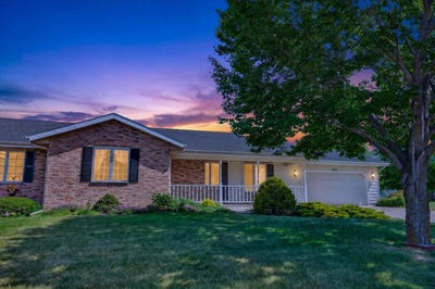 /international/us/4163-eastridge-drive-janesville-wi-110108495051/