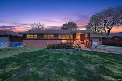 /international/us/24362-hill-avenue-warren-mi-110107893058/