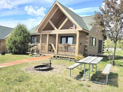 /international/us/426-overlook-court-warrens-wi-110107999833/
