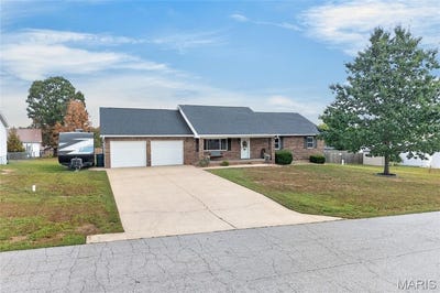 /international/us/19731-stallion-drive-waynesville-mo-110110342667/