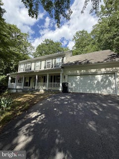 /international/us/3222-titanic-drive-stafford-va-110108385137/