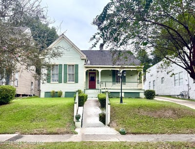 /international/us/713-n-pearl-street-natchez-ms-110120627242/