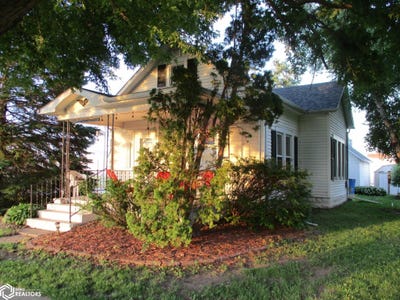 /international/us/302-tilford-street-dysart-ia-110108353677/