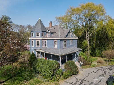 /international/us/50-portsmouth-road-amesbury-ma-110099133833/