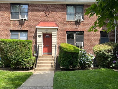 /international/us/191-09-39th-avenue-flushing-ny-110100706346/