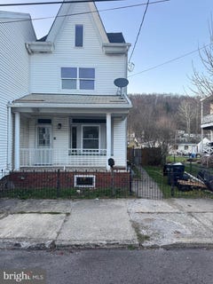 /international/us/204-e-b-street-girardville-pa-110107192731/
