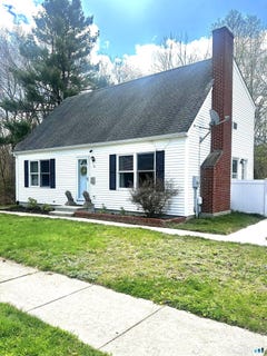 /international/us/67-deerfield-ridge-drive-groton-ct-110107693442/