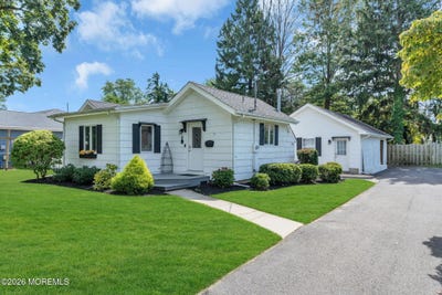 /international/us/28-hiawatha-avenue-oceanport-nj-110110174455/