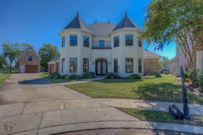 /international/us/555-canterbury-lane-bossier-city-la-110103186421/