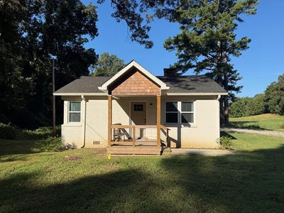 /international/us/1575-cedar-st-mckenzie-tn-110101527230/
