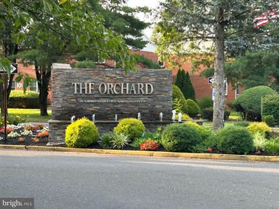 /international/us/133-j-the-orchard-cranbury-nj-110100809125/