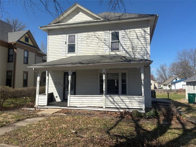 /international/us/317-w-jefferson-street-winterset-ia-110107334217/