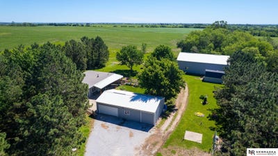 /international/us/2100-sw-98th-street-lincoln-ne-110108878852/