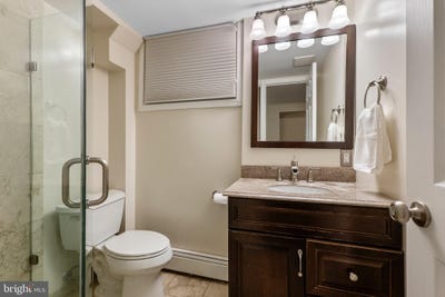 /international/us/2835-meadow-lane-falls-church-va-110100979982/?lang=zh-tw
