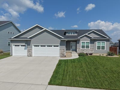 /international/us/2807-maple-grove-drive-cedar-falls-ia-110119730142/