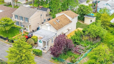 /international/us/9-holly-street-keansburg-nj-110107909229/