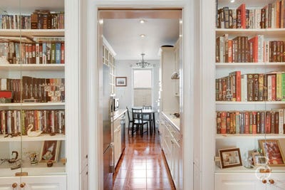 /international/us/118-11-84th-avenue-queens-ny-110096995040/