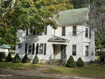 /international/us/221-reed-street-northville-ny-110120060850/