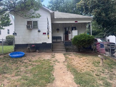 /international/us/904-n-b-street-lenoir-city-tn-110101258928/